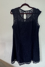 Zizzi Abendkleid aus Spitze Gr. M (46/48) dunkelblau