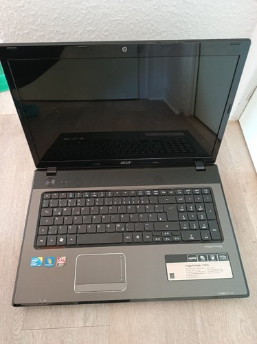 Laptop acer aspire - 17",