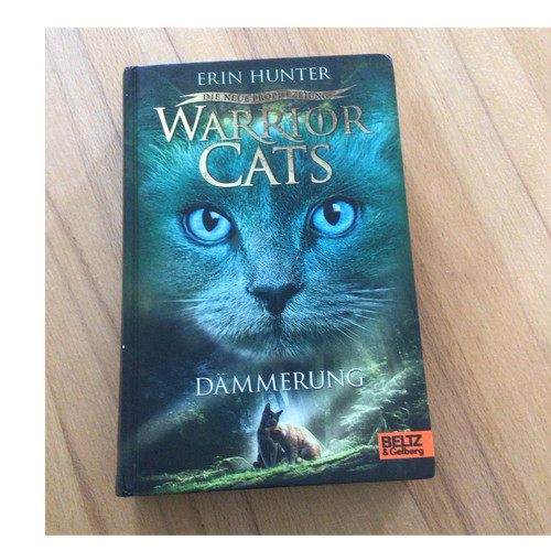 Erin hunter warrior - hunter,