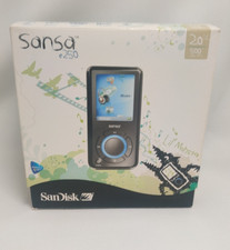 SanDisk Sansa E250R MP3 Player