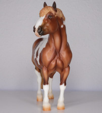 Breyer Pferd Traditional horse Modellpferd Honeybear Collector Club - Georg mold