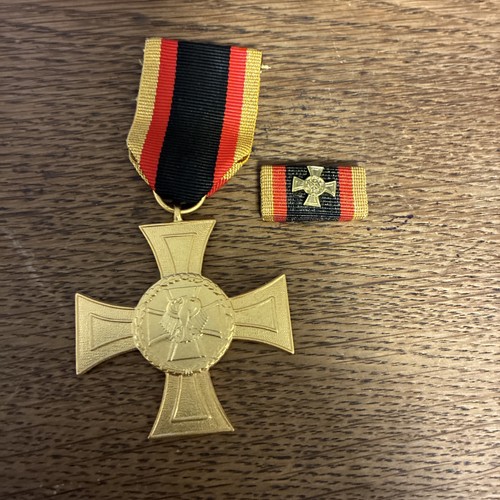 Orden ehrenkreuz der - orden,