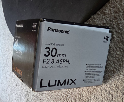 Panasonic lumix macro 30mm - lumix,