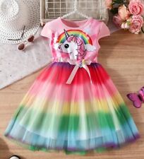 ? Regenbogen-Einhorn-Kleid für Mädchen – Farbenfroher Zauber, Gr.104/110, Neu
