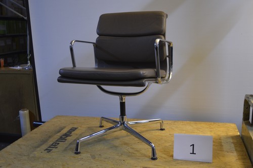 Vitra soft pad chair - soft,