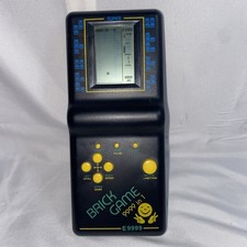 Vtg Handheld Brick Game E9999