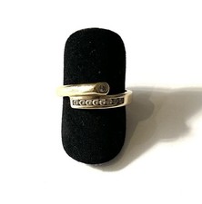 333/ 8KT Gelbgold Ring, simulierte Diamanten, Gr. 56, 2 - 6 mm breit.