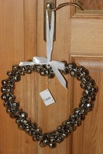 Schellenkranz Herz groß 36 x 36 cm♥mit weißem Band♥Schellenherz f. Tür o.Wand