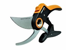 Fiskars Gartenschere Plus P721 Bypass | PowerLever | Ø 24 mm | 1057170