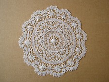 alte Klöppeldecke_Klöppeldeckchen rund 32 cm Erzgebirge Antik Handarbeit ##12