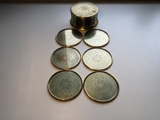 Wunderschöne Messing Untersetzer mit Glas auf der Oberseite