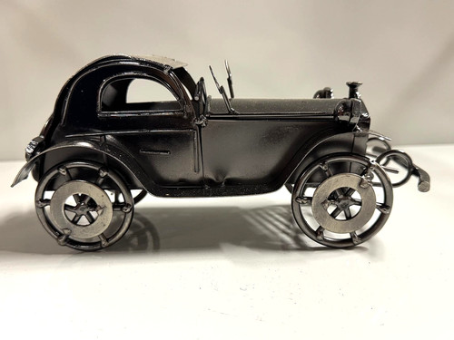 Oldtimer auto aus - oldtimer-auto,