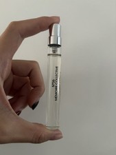 Frau Tonis Parfum Berlin No. 6