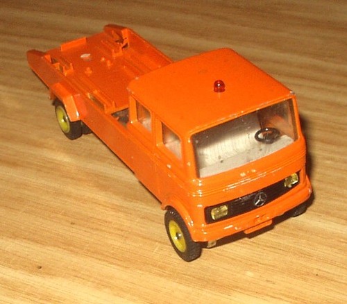 Mercedes abschlepper siku - mercedes,