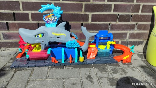 Mattel hot wheels city - mattel,