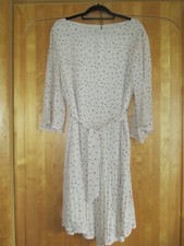 Damen Kleid/Plisseekleid beige