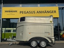 Humbaur Pegasus 2-Pferdeanhänger Aluboden Vollpoly 2,4t. Sattelkammer TOP