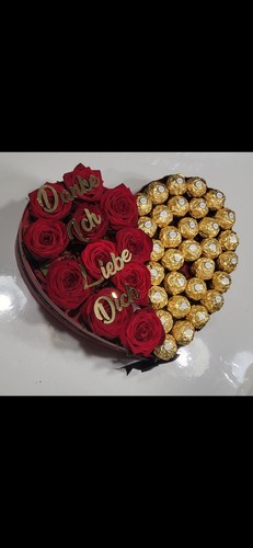 Pralinen rosenbox valentinstag - pralinen,