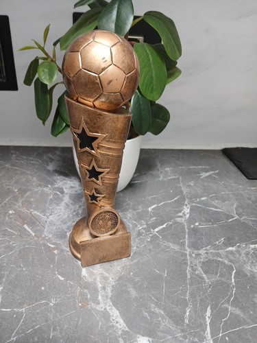 Fußballstatuette wohndeko - fußballstatuette.,