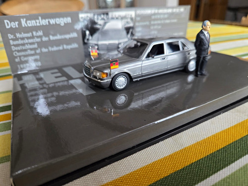 Minichamps mercedes 500 - minichamps,