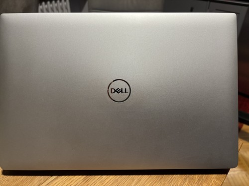 Dell xps 7590 - i7, |
