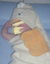 TCM Tchibo Kapuzenbadetuch Kapuzenhandtuch Huhn Hühnchen Küken gelb