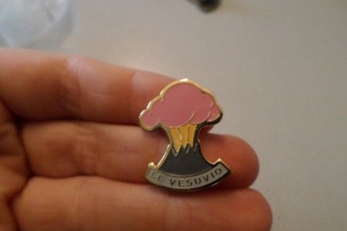 Pin brosche vesuvio - pin, s