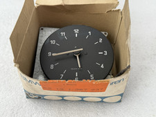 BMW 3er E30 Zeituhr Uhr Armaturenbrett (X528) Neu NOS ?