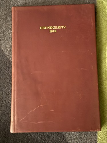 Grundgesetz 1949 - , –