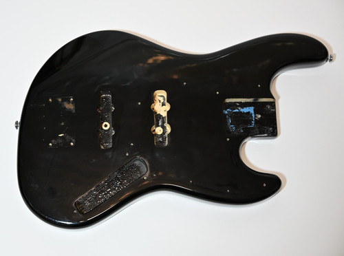 Squier fender jazz bass - by,