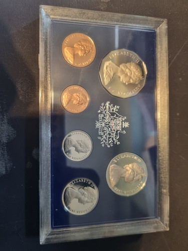 Royal australian mint - royal,