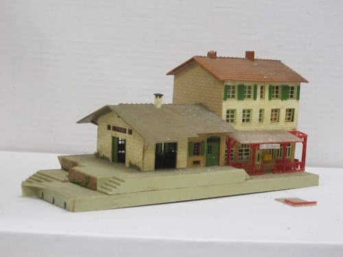 Bahnhof urban ohne box - bahnhof,