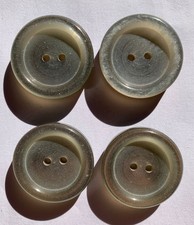 4 Knöpfe 2,5cm silber grau