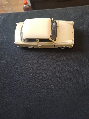 Modellauto trabant 601 creme - trabant,