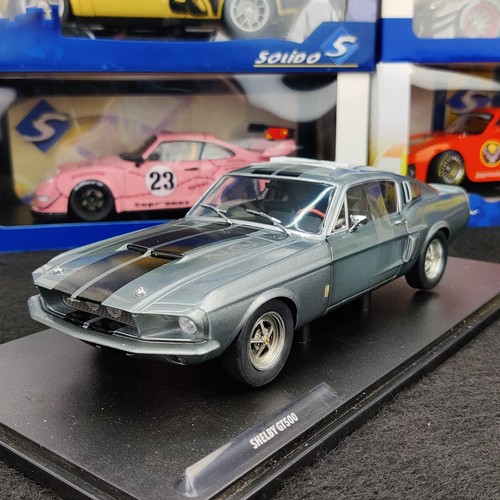 Auto solido ford mustang - solido,