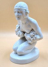 Seltene Porzellanfigur Flora