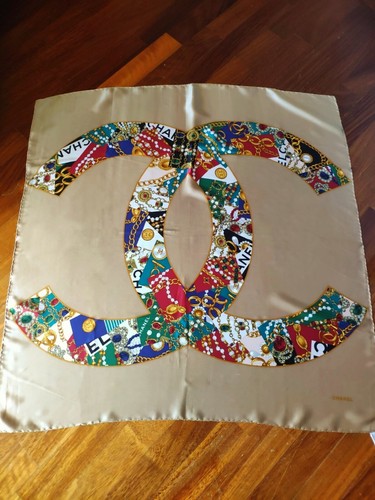 Chanel seidentuch top - -,