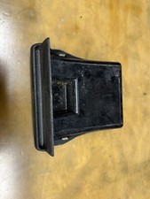 Mercedes Strich 8 Aschenbecher