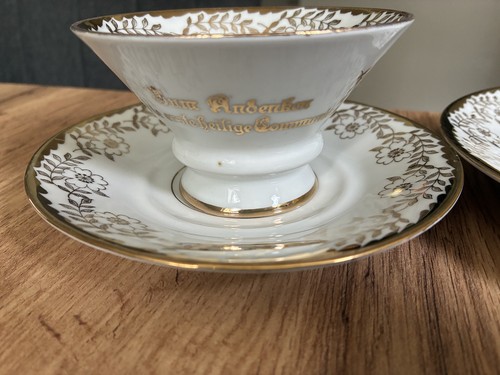 Tasse mit unterteller und - tasse,