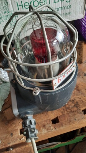 Alte bunkerlampe - alte,