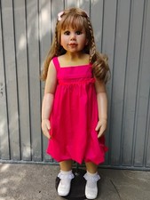 Künstlerpuppe Liliana von Monika Peter- Leicht Vinyl ca 95 cm,Ständer,006/ 350