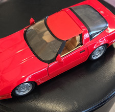 Chevrolet Corvette 1:18