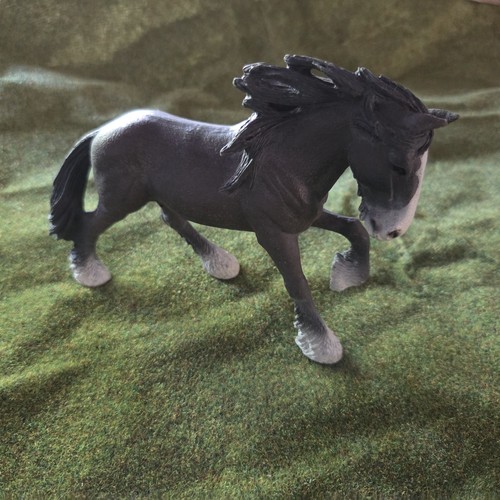 Schleich shire hengst 13734 - hengst,
