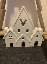 Deko -Haus  -Kirche mit LED