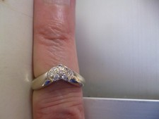 Schöner elegante Damen Ring