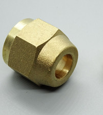 1x Anschlussverschraubung