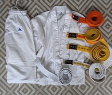 Karate Kimono Karateanzug Adidas Gurte Gr. 140