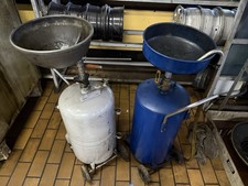 Öl Ablass Wägen x2