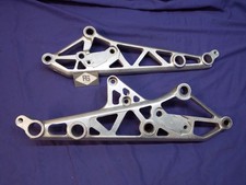 Fußrastengrundplatten HONDA CB 750/900 F Boldor skelettiert ausgekoffert CNC