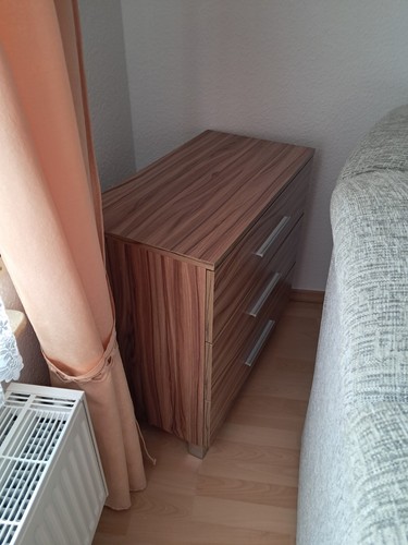 Kommode mit schubfächern - ,